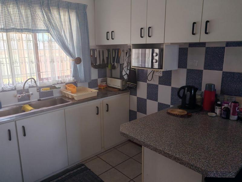 3 Bedroom Property for Sale in Sandbaai Western Cape